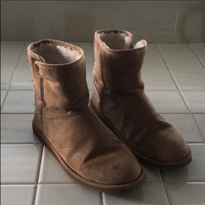 Brown boots